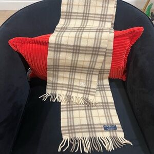 Rare Vintage Burberry Cream and grey Scarf
